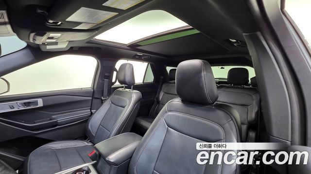 Ford Explorer (VI) 2.3 LimIted 4WD 2020 — фото 11