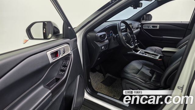 Ford Explorer (VI) 2.3 LimIted 4WD 2020 — фото 12