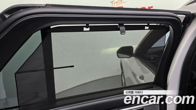 Ford Explorer (VI) 2.3 LimIted 4WD 2020 — фото 17