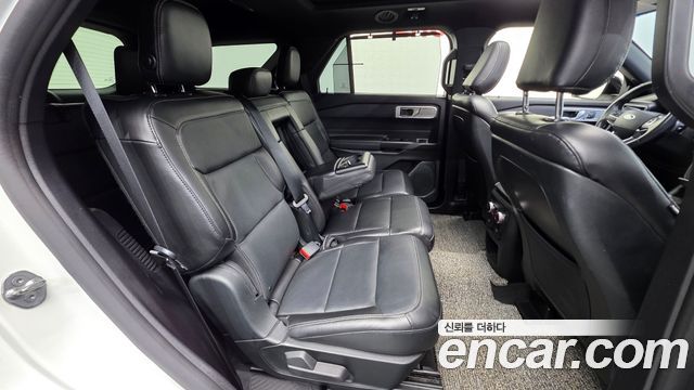 Ford Explorer (VI) 2.3 LimIted 4WD 2020 — фото 19