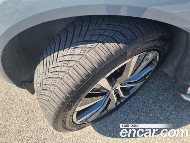 Volvo XC60 (II) B6 Inscirtion 2022 — фото 24