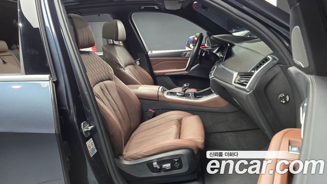 BMW X5 (G05) xDrive 45e M Sport 2022 — фото 11