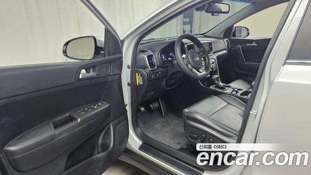 Kia Sportage The Bold Diesel 2.0 4WD Prestige 2020 — фото 10