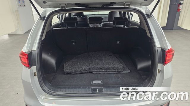 Kia Sportage The Bold Diesel 2.0 4WD Prestige 2020 — фото 17