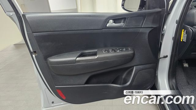 Kia Sportage The Bold Diesel 2.0 4WD Prestige 2020 — фото 24
