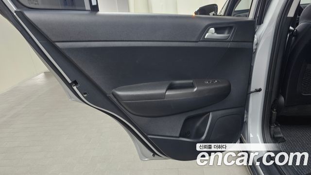 Kia Sportage The Bold Diesel 2.0 4WD Prestige 2020 — фото 25