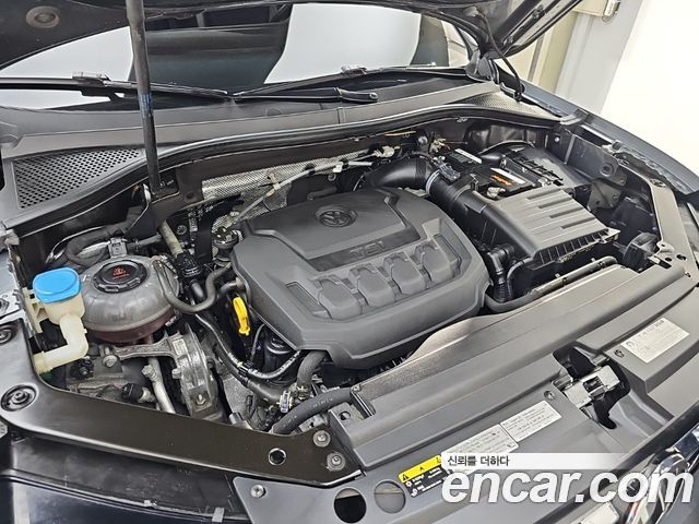 Volkswagen Tiguan Allspace 2.0 TSI Prestige 2019 — фото 6