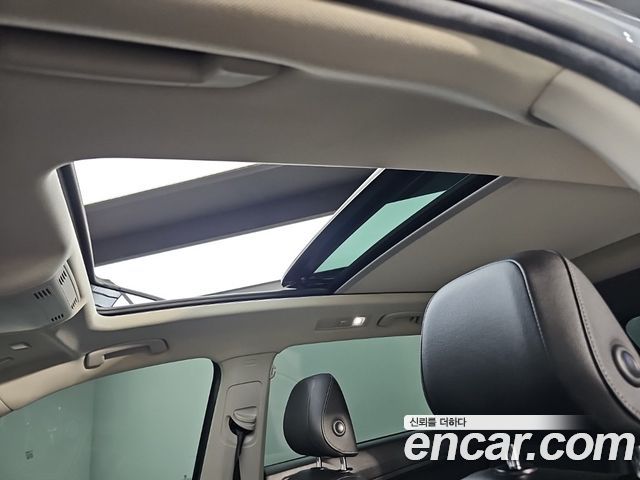 Volkswagen Tiguan Allspace 2.0 TSI Prestige 2019 — фото 17