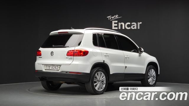 Volkswagen Tiguan 2.0 TDI  Premium 5N 2014 — фото 2