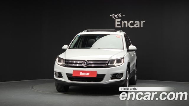 Volkswagen Tiguan 2.0 TDI  Premium 5N 2014 — фото 3