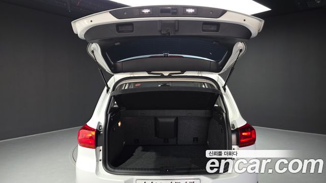 Volkswagen Tiguan 2.0 TDI  Premium 5N 2014 — фото 20