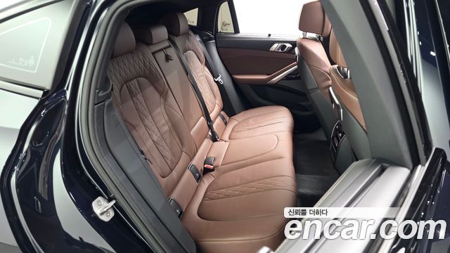 BMW X6 (G06) xDrive40i M Sport 2026 — фото 11