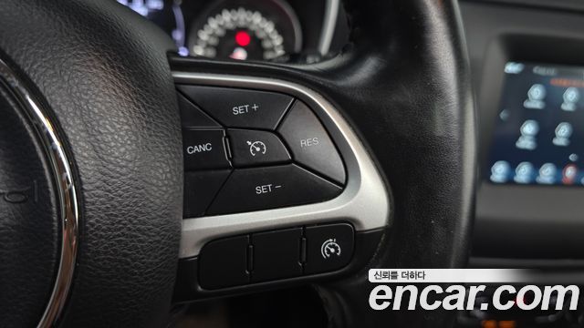 Jeep Compass (II) 2.4 Longitude AWD 2019 — фото 16