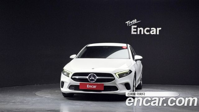 Mercedes-Benz A-Class (W177) A220 Sedan 2020 — фото 3