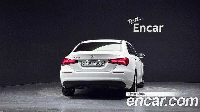 Mercedes-Benz A-Class (W177) A220 Sedan 2020 — фото 4