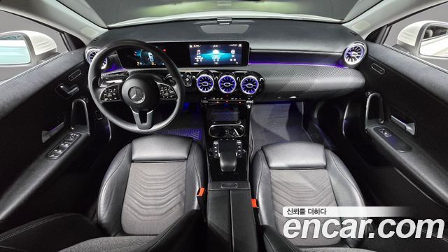 Mercedes-Benz A-Class (W177) A220 Sedan 2020 — фото 7