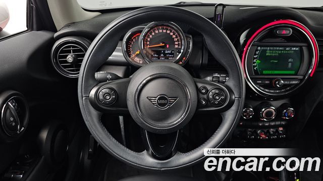 MINI Cooper Standard Third Generation 2021 — фото 17