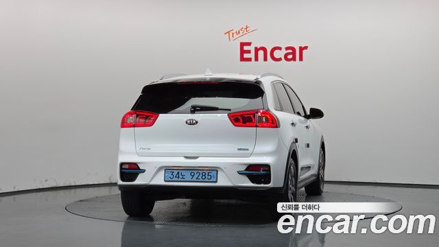 Kia Niro EV Noblesse 2020 — фото 4