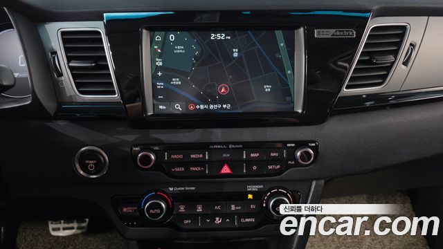 Kia Niro EV Noblesse 2020 — фото 12