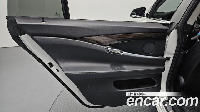 BMW 5 Series GT (F07) GT ED Edition 2014 — фото 25