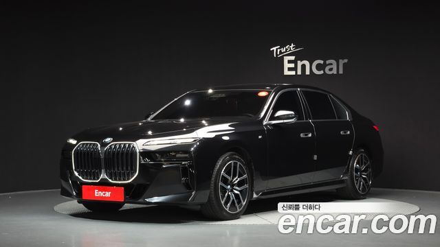 BMW 7 Series (G70) 740d xDrive M Sport
