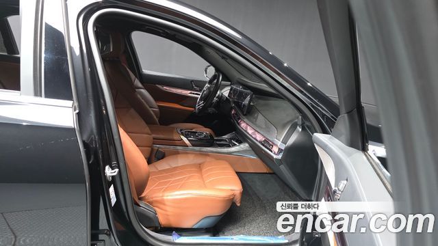 BMW 7 Series (G70) 740d xDrive M Sport 2024 — фото 11