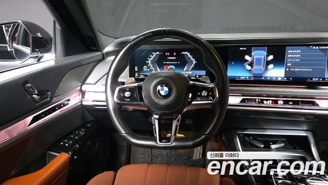 BMW 7 Series (G70) 740d xDrive M Sport 2024 — фото 13