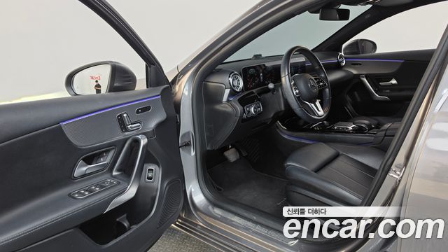 Mercedes-Benz A-Class (W177) A220 Sedan 2020 — фото 10