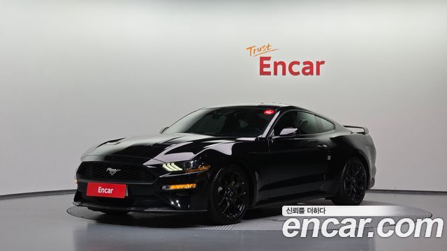 Ford Mustang Coupe