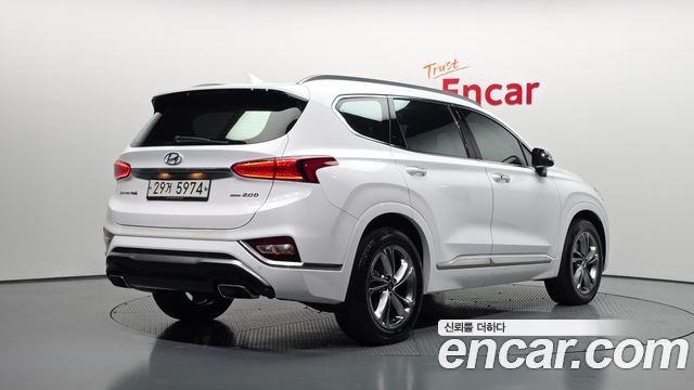 Hyundai Santa Fe (TM) Diesel 2,0 4WD Inspiration 2019 — фото 2