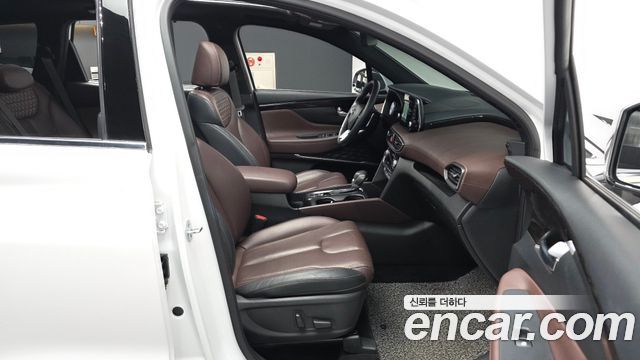 Hyundai Santa Fe (TM) Diesel 2,0 4WD Inspiration 2019 — фото 11