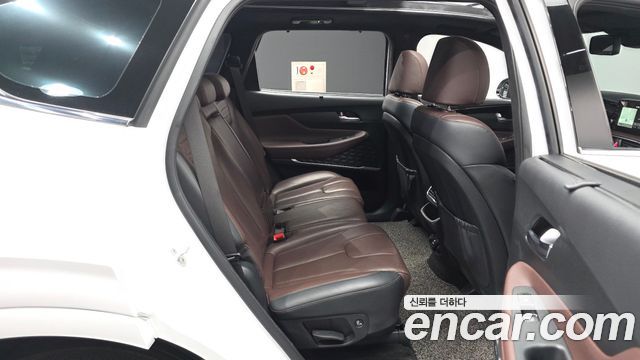 Hyundai Santa Fe (TM) Diesel 2,0 4WD Inspiration 2019 — фото 12