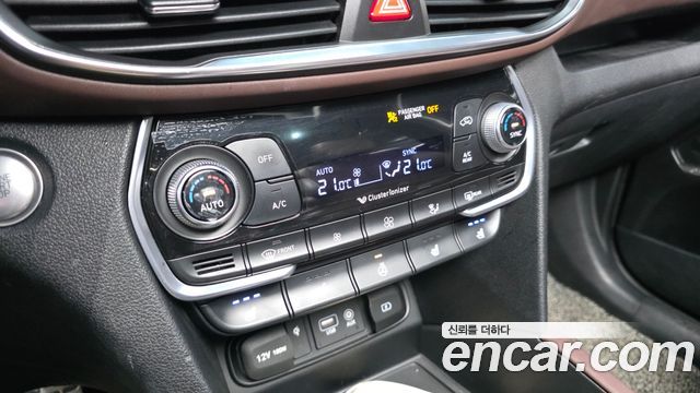 Hyundai Santa Fe (TM) Diesel 2,0 4WD Inspiration 2019 — фото 16