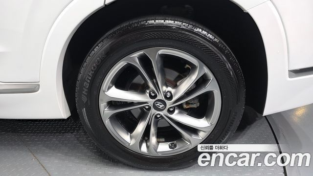 Hyundai Santa Fe (TM) Diesel 2,0 4WD Inspiration 2019 — фото 21