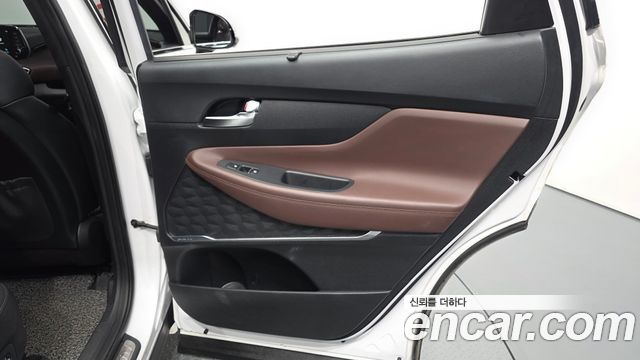 Hyundai Santa Fe (TM) Diesel 2,0 4WD Inspiration 2019 — фото 25
