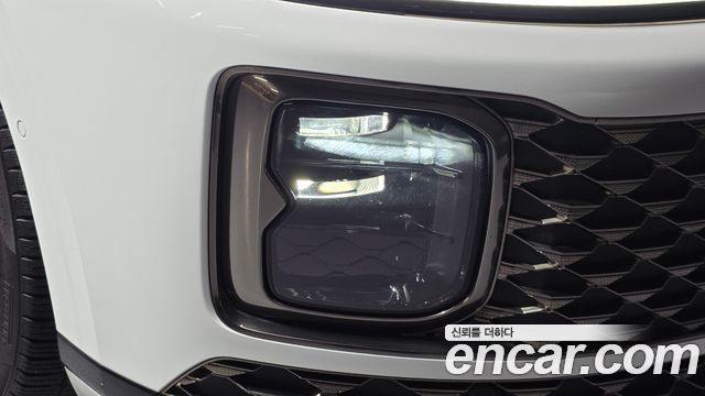 Hyundai Grandeur (GN7) 2,5 Gasoline 2WD Calligraphy 2024 — фото 22