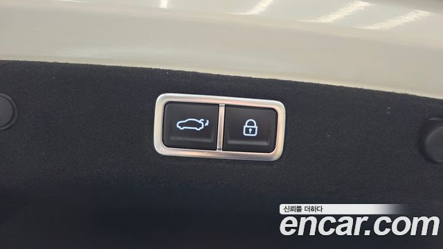 Hyundai Grandeur (GN7) 2,5 Gasoline 2WD Calligraphy 2024 — фото 37