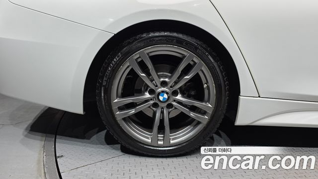 BMW 3 Series (F30) 320i M Sport 2017 — фото 5