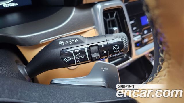 Kia Sorento (IV) HEV 1.6 2WD Gravity 2023 — фото 19