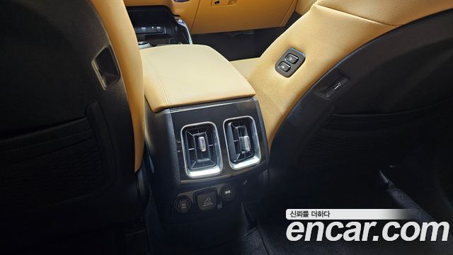 Kia Sorento (IV) HEV 1.6 2WD Gravity 2023 — фото 30