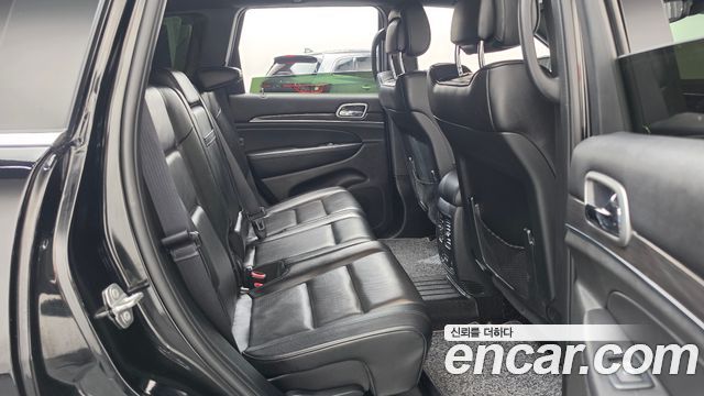 Jeep Grand Cherokee 3.0 Diesel Overland WK2 2018 — фото 11