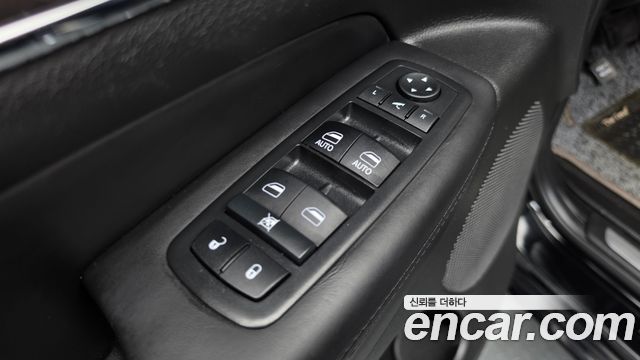 Jeep Grand Cherokee 3.0 Diesel Overland WK2 2018 — фото 27