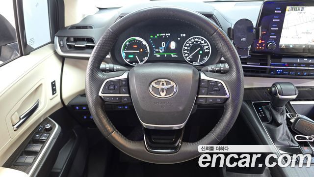 Toyota Sienna (IV) 2.5 Hybrid 2WD 2021 — фото 12