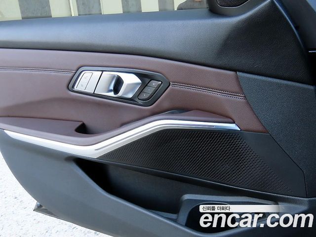 BMW 3 Series (G20) 320i Luxury 2021 — фото 16