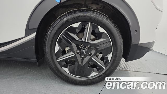 Kia EV6 Long Range 2WD Earth 2025 — фото 21