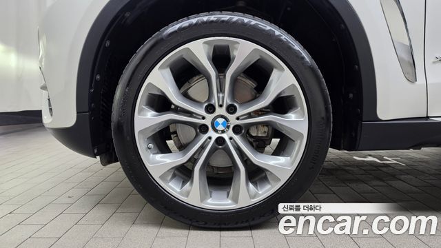 BMW X6 (F16) xDrive 30d 2018 — фото 5