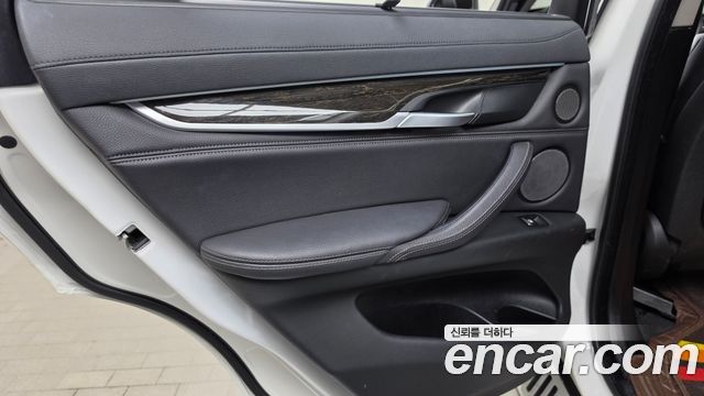 BMW X6 (F16) xDrive 30d 2018 — фото 25