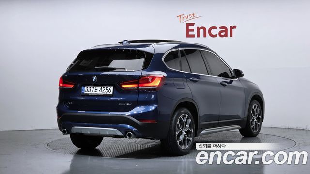 BMW X1 (F48) xDrive 18d xLine 2021 — фото 2