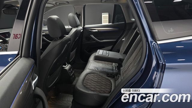 BMW X1 (F48) xDrive 18d xLine 2021 — фото 12