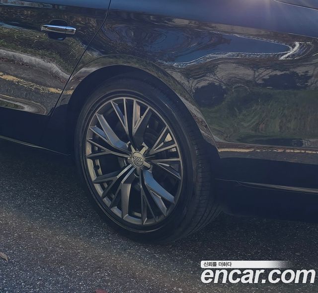 Audi A8 60 TDI Quattro D4 2015 — фото 5